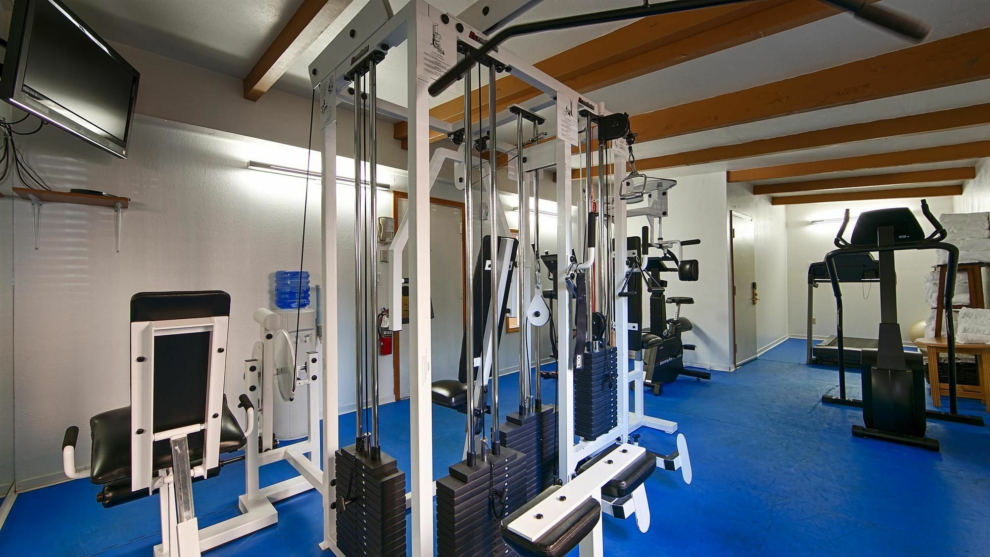 Best Western Valdez Harbor Inn Экстерьер фото